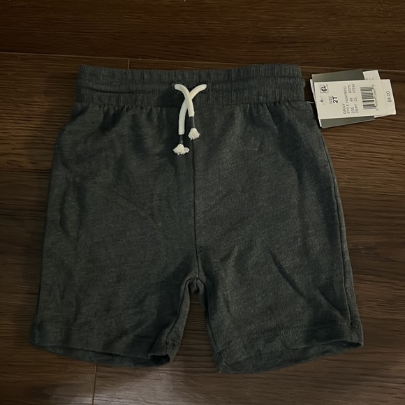 NWT 3 Wild Fable XS short sleeve shirts with 2 Size 2T Grayson mini shor… - Picture 3 of 14